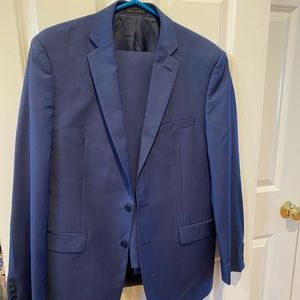 Calvin Klien Blue Mens suit jacket size 42r pants size 36x30